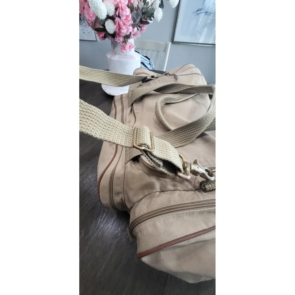 Ford Eddie Bauer Edition Beige 24x16